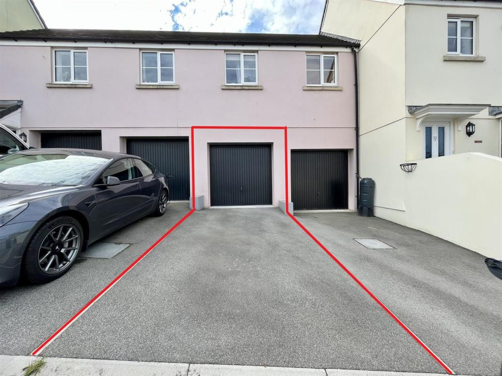 Garage &amp; Parking.jpeg