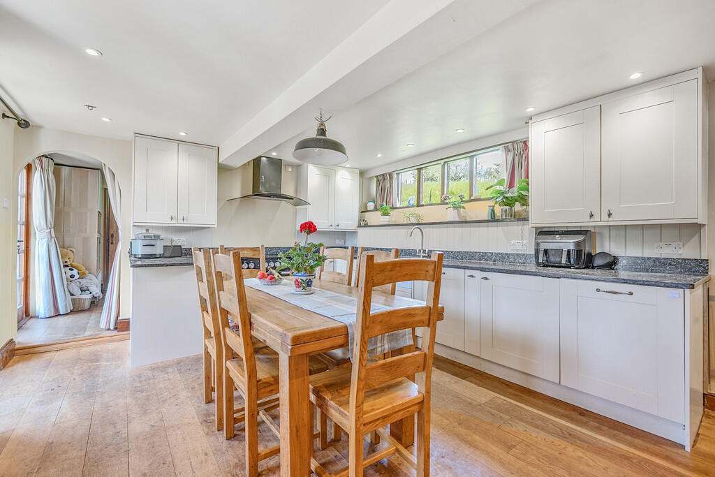 Kitchen dining Ro...