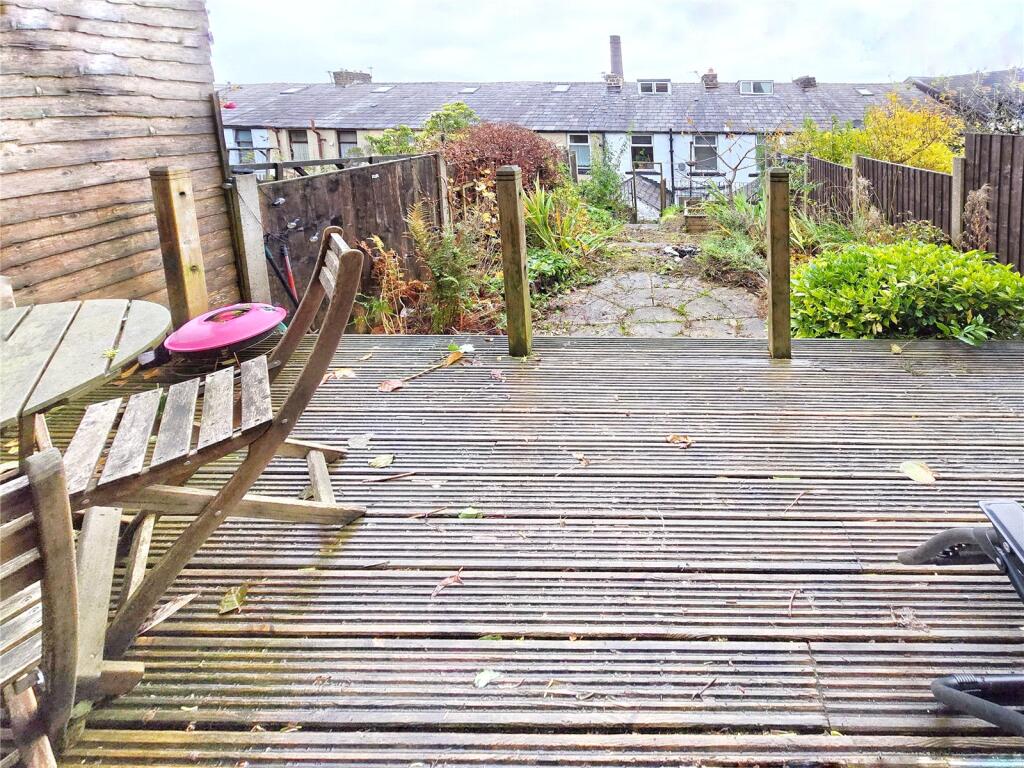 Decked Patio Gardens