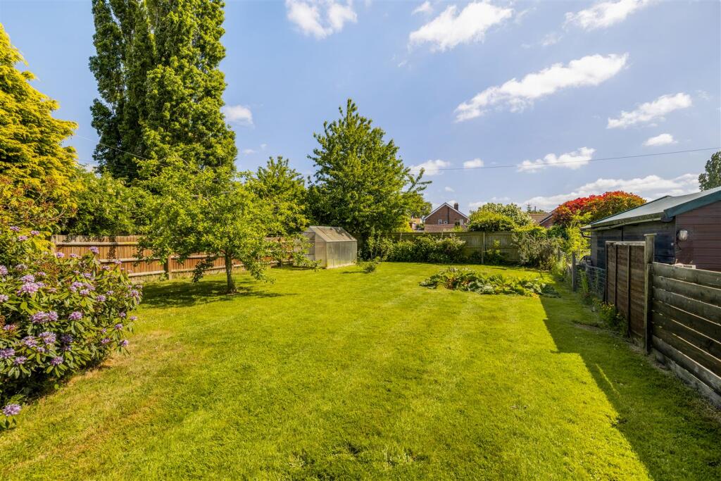 90 Tytton Lane West (Wyberton)-10.jpg