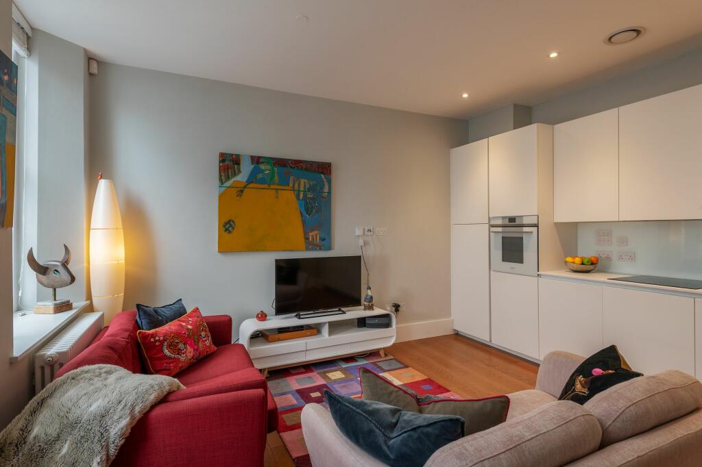 Sitting Room_The Royal Dart Townhouse_Kingswear