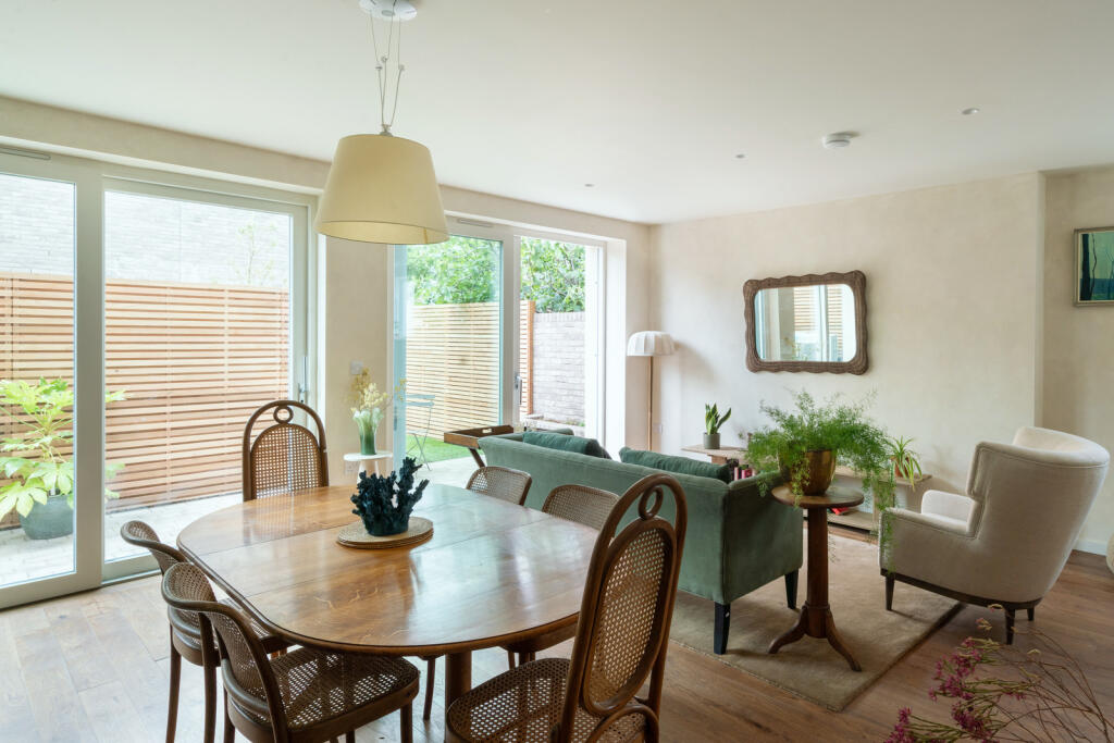 291085 - UNIT2-MANOR-PARK-SE13-006.jpg