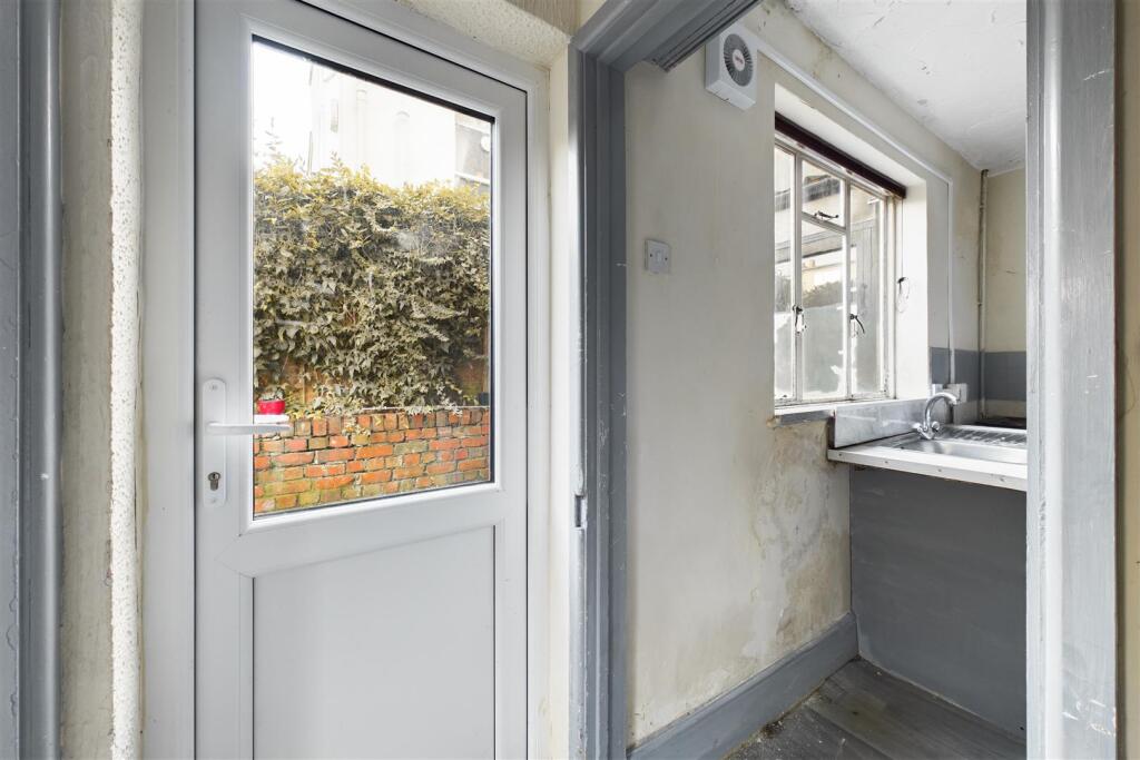 14 Ashley Down Road, Ashley Down, Bristol BS7 9JW 