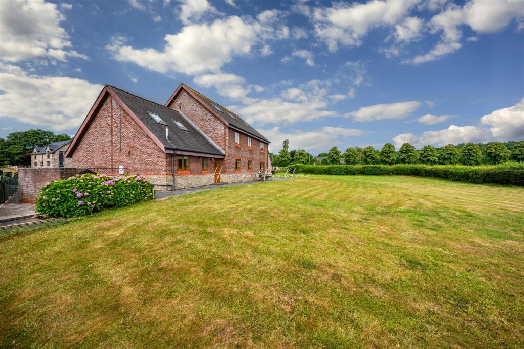 Walk Farm, Castleton, HernCrabtree (3).jpg