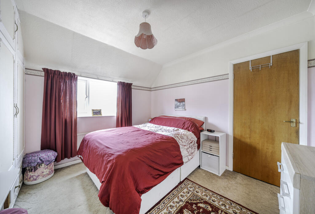 1341889-7-68a445c...