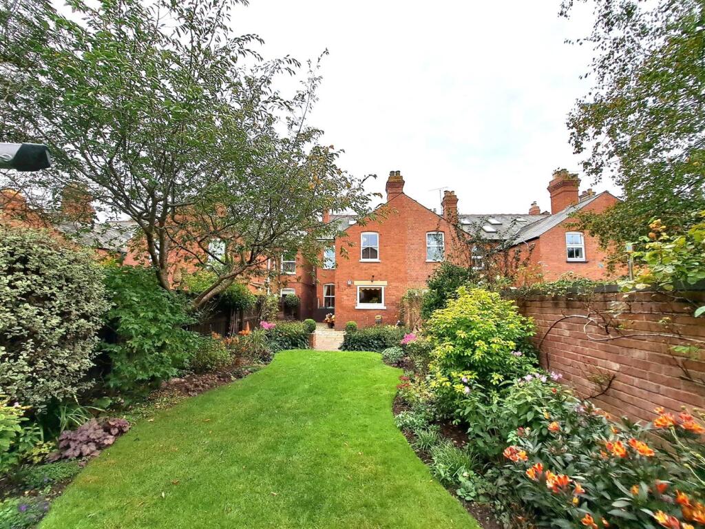 garden2.jpg