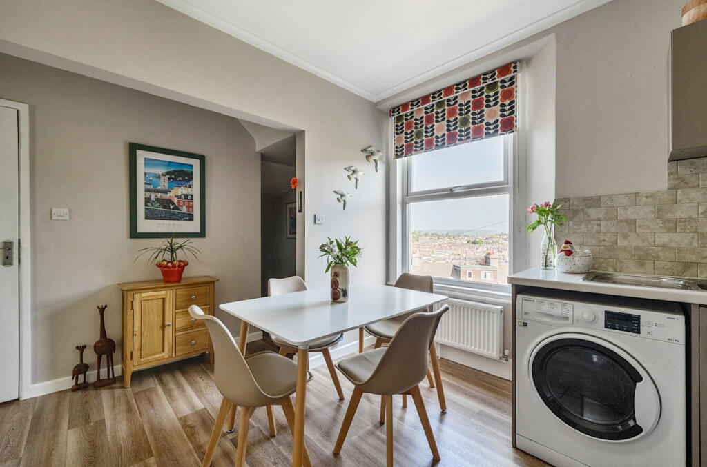 13-681df5d73f7f7-...