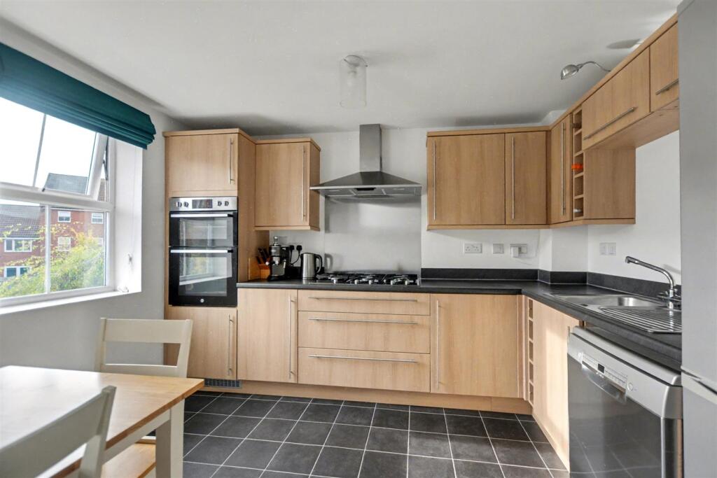 Kitchen Diner_3.jpeg