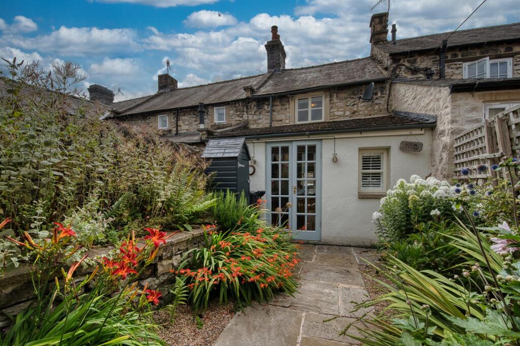 Saxton Mee Bobbin Cottage 0010.jpg