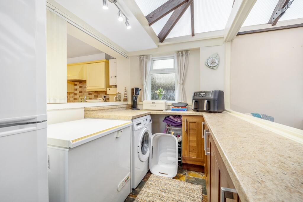 Tudor Lodge (Bicker)-21