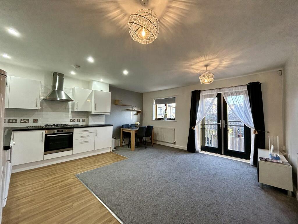 Living Area/Kitchen