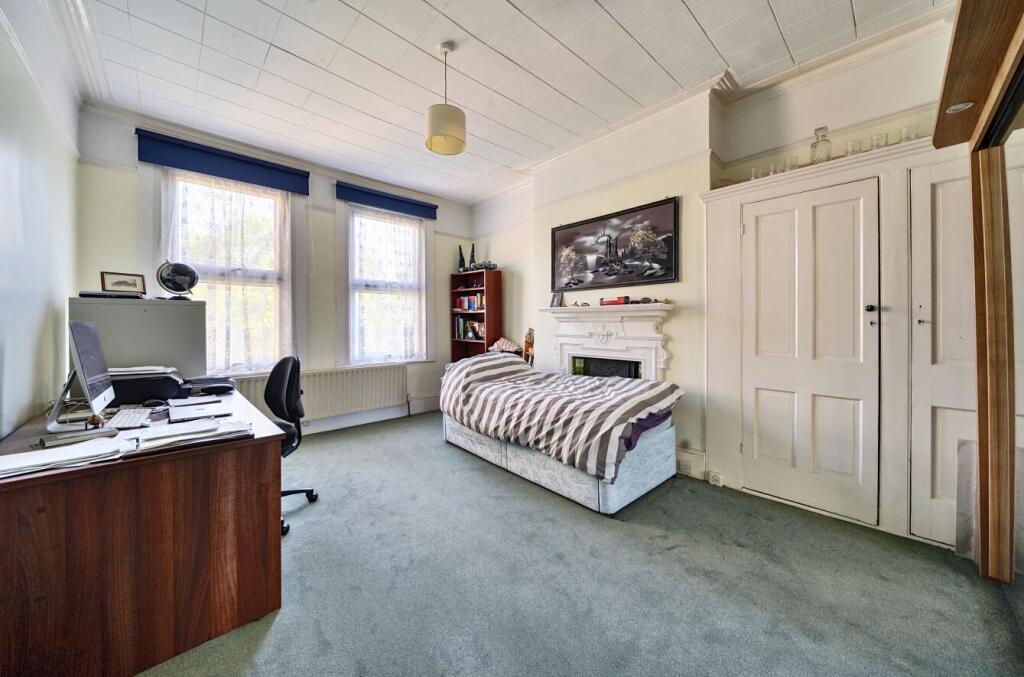 Bedroom 3.jpg