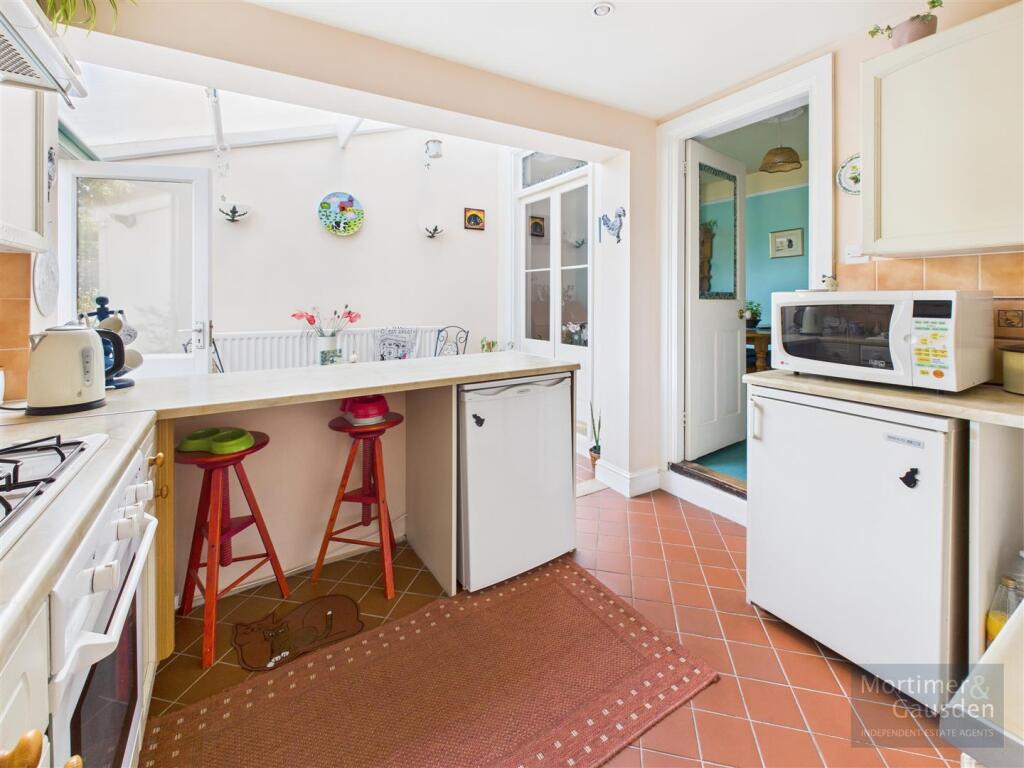Kitchen/Breakfast Room