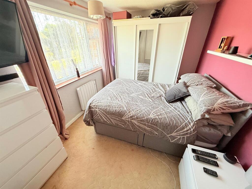 Bedroom 2.jpg