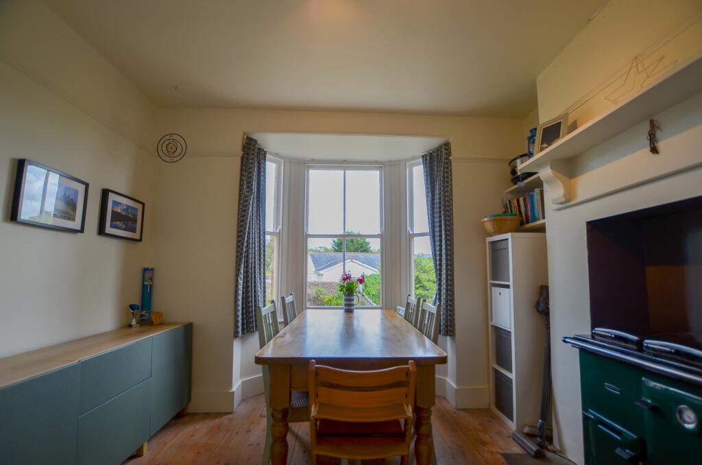 To Book A Viewing Call TPS Lostwithiel on 01208 87