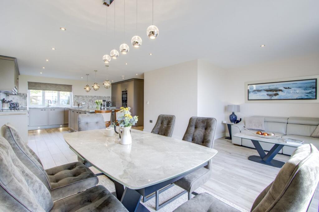 Kitchen/Family Room