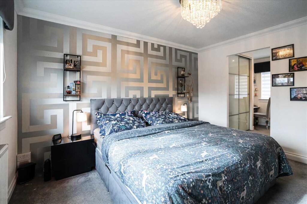Bedroom One (2)