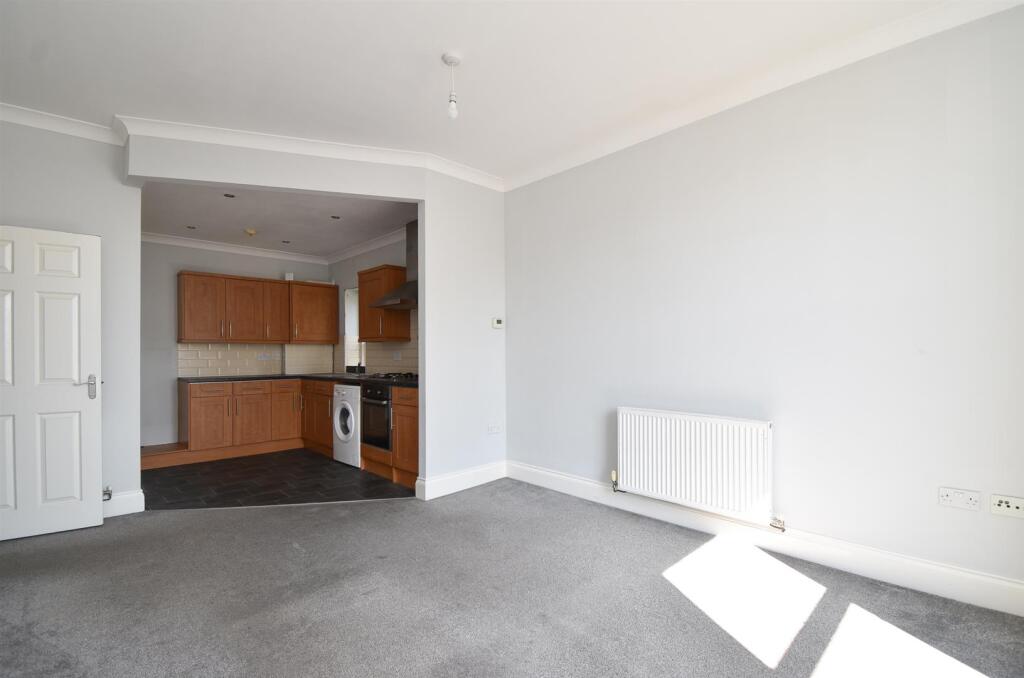 Kitchen &amp; living