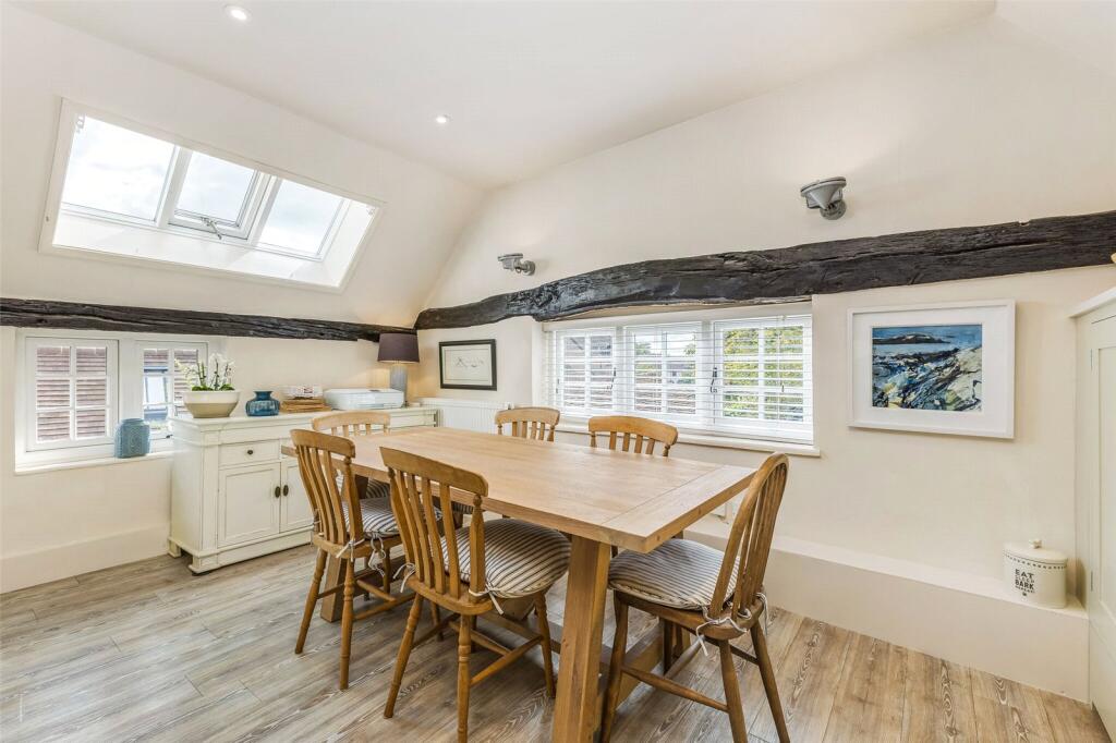 Kitchen/Dining