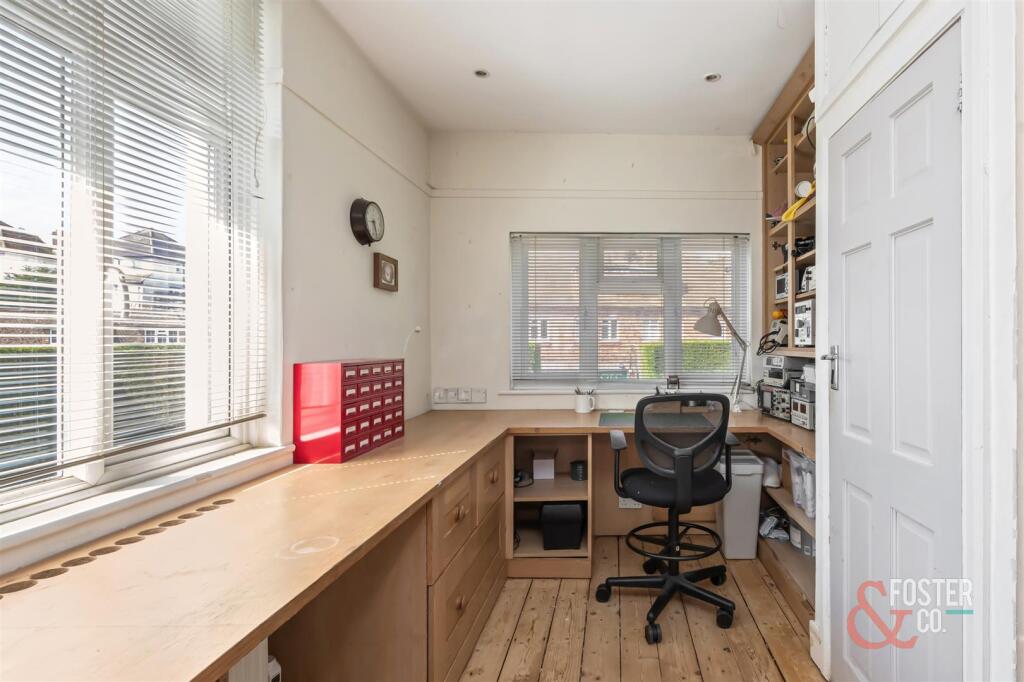 Valley Drive, 130-016(1).jpg