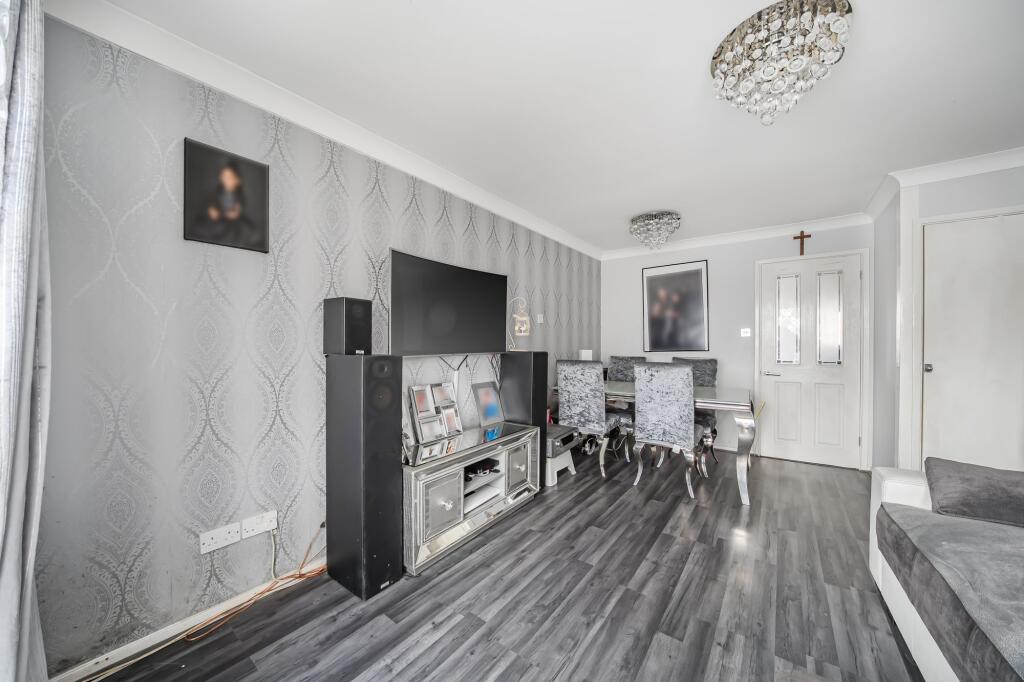 Living Room/ Dining Room
