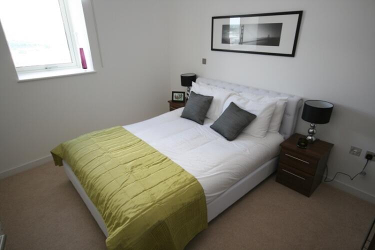 Heart show flat 1...