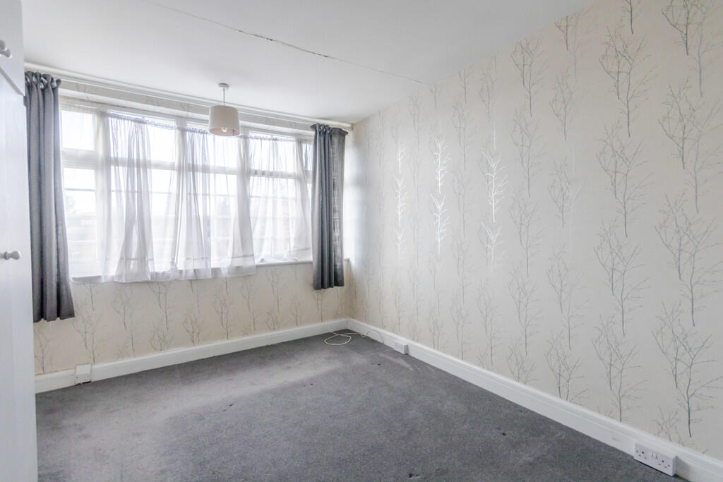Bedroom 1a