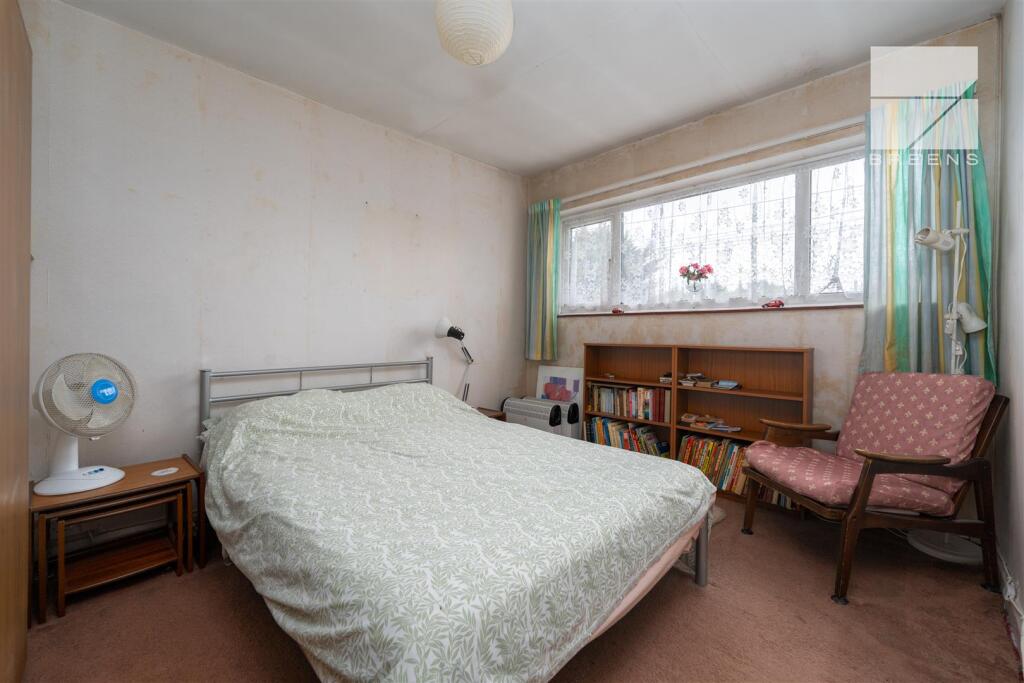 11 Cobham Road_0026.jpg