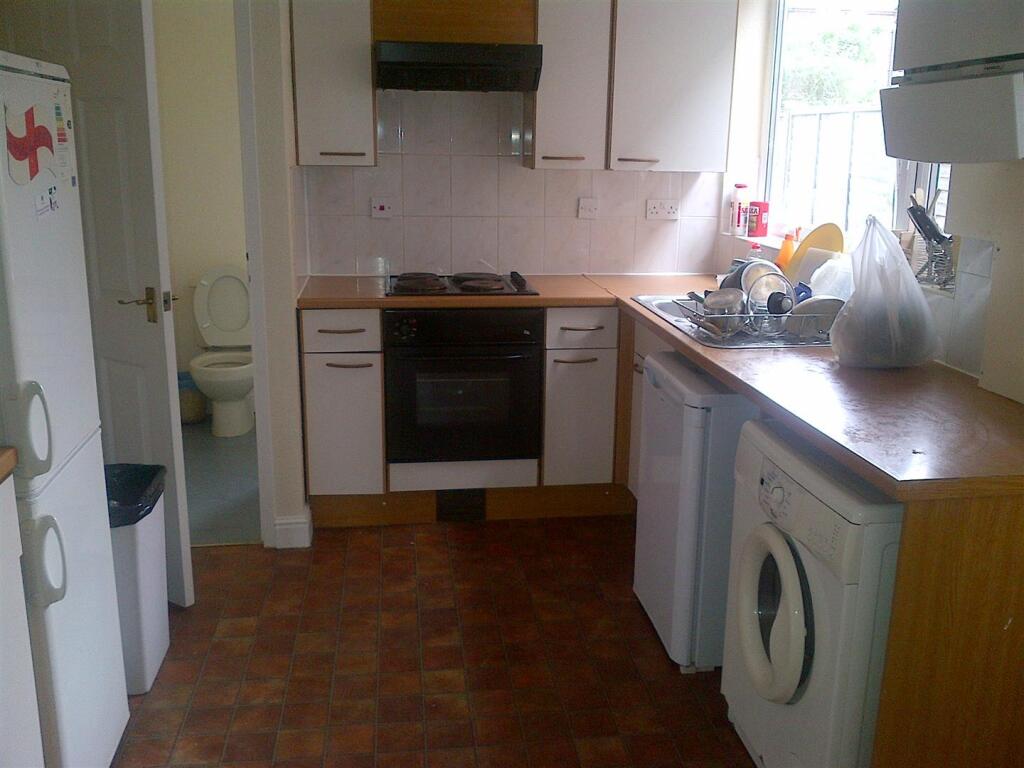 Sovereign Road, Earlsdon, Coventry, CV5 6LT