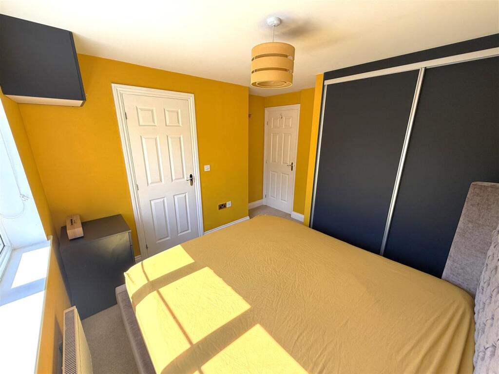 Bedroom 1B.JPG