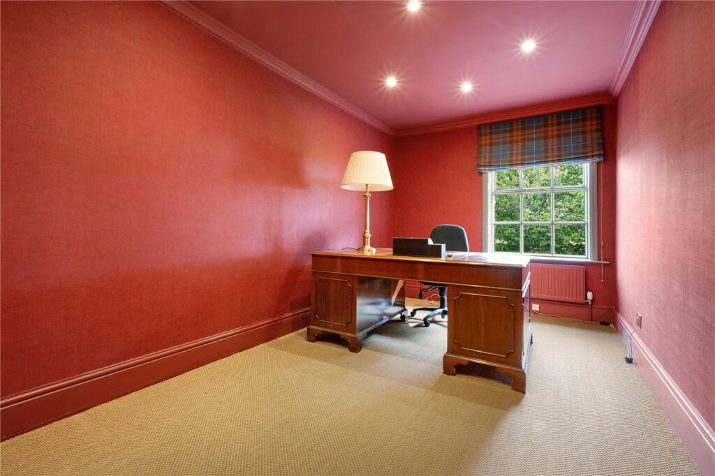 Bedroom 4 / Study