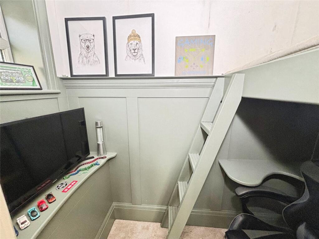 Den / Kids Study