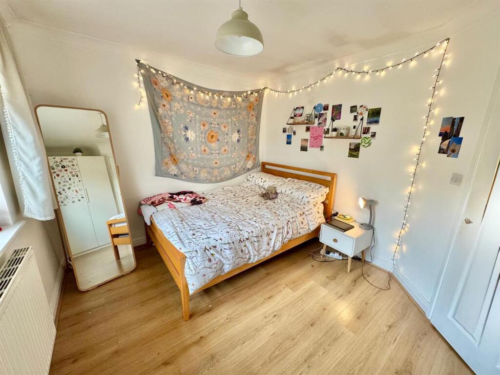 PHOTO-2025-08-12-11-41-08 (18).jpg