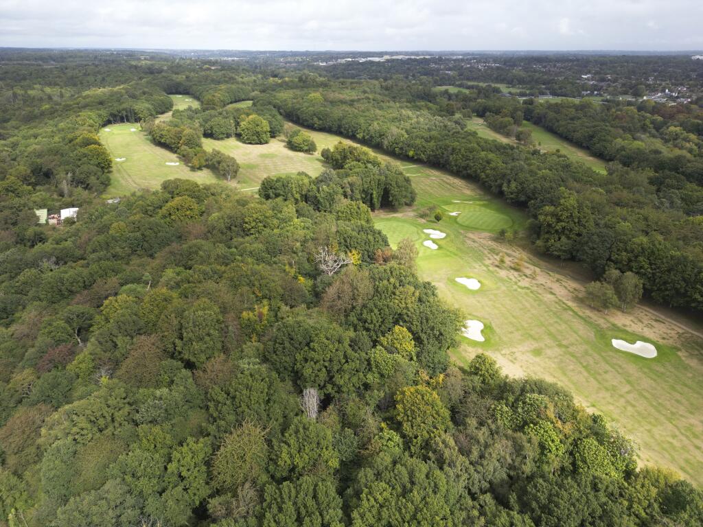djifly202509101136067101757501317727photo