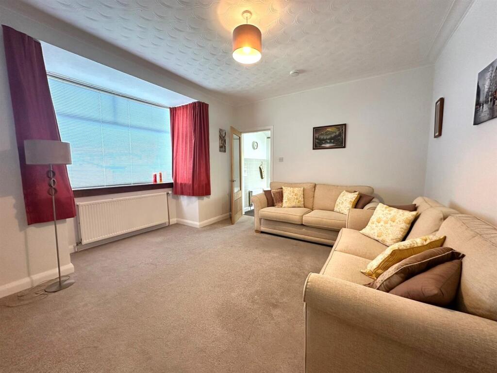 Lounge.jpg