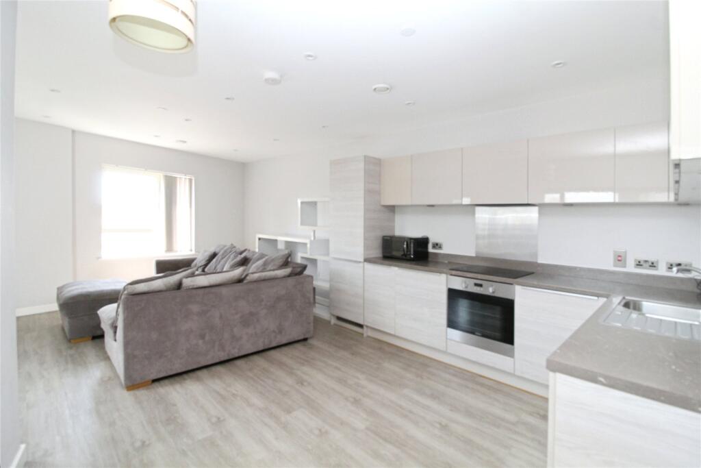 Kitchen/Reception