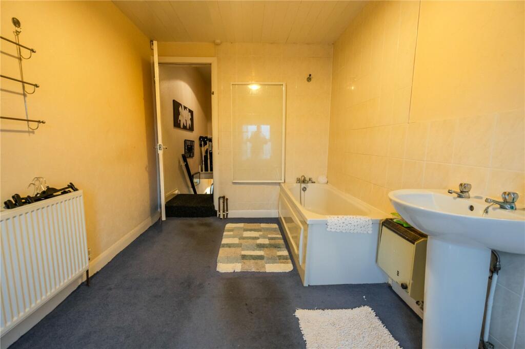 Bathroom (2)