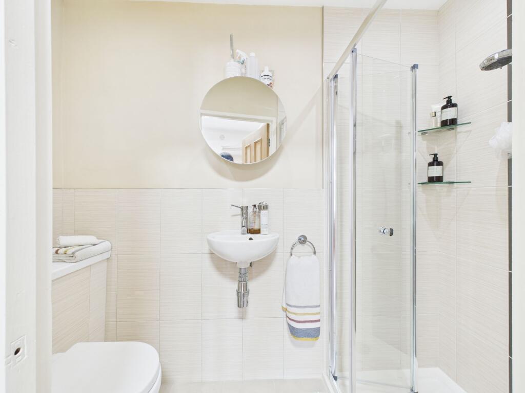 En Suite Shower Room