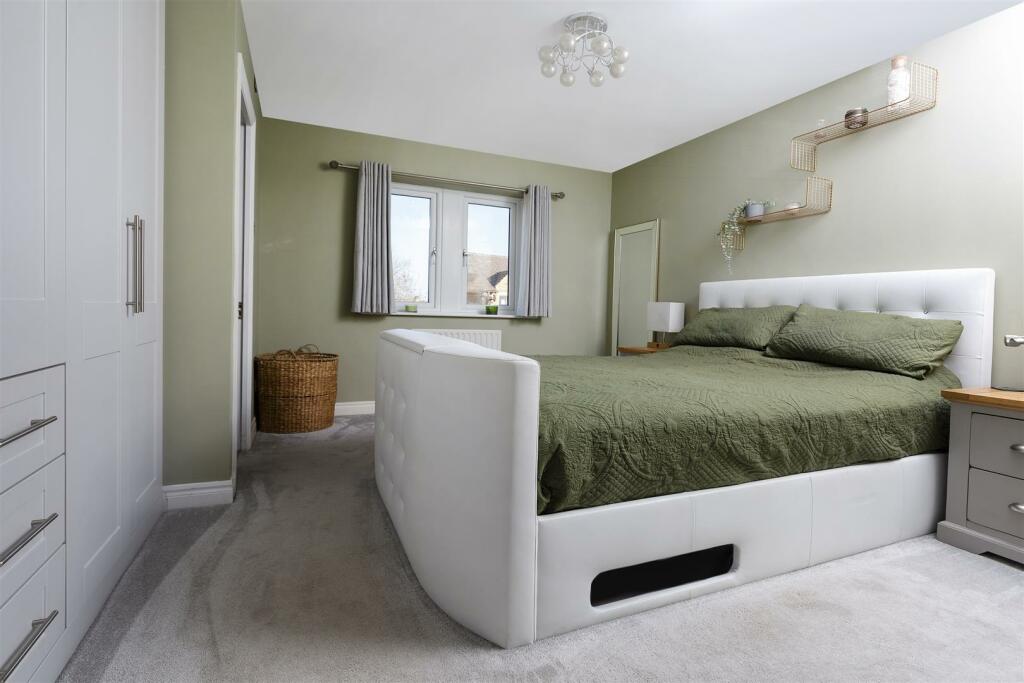 Bramleys Estate Agents - Chadwick Hall Gardens - M