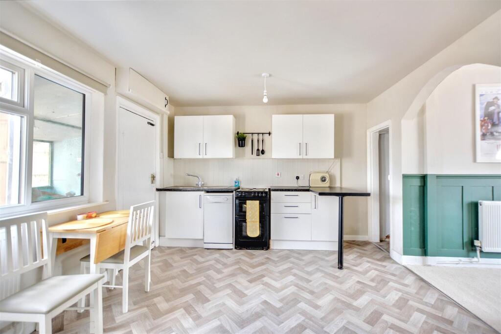 Kitchen Diner_2.jpeg