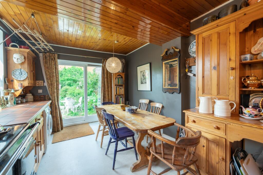 20240517045433 - 74A01354-HDR - 87 Ranelagh Road, 