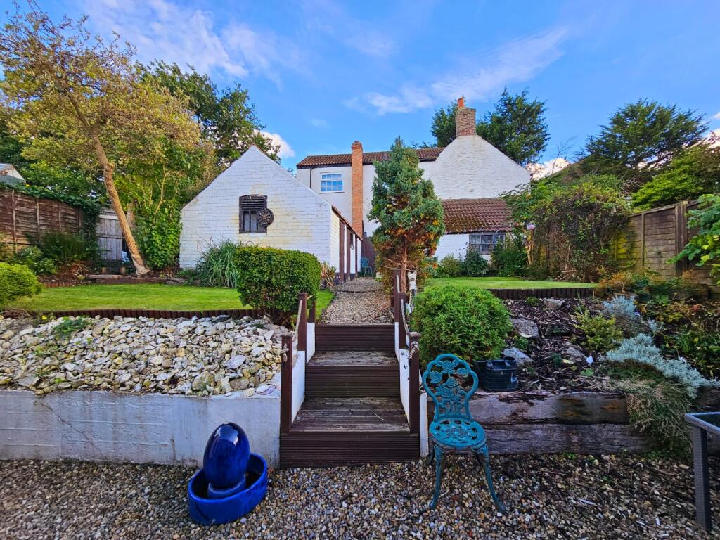 f5ba9cab-8cf4-4b5c-8748-7fc49df34736