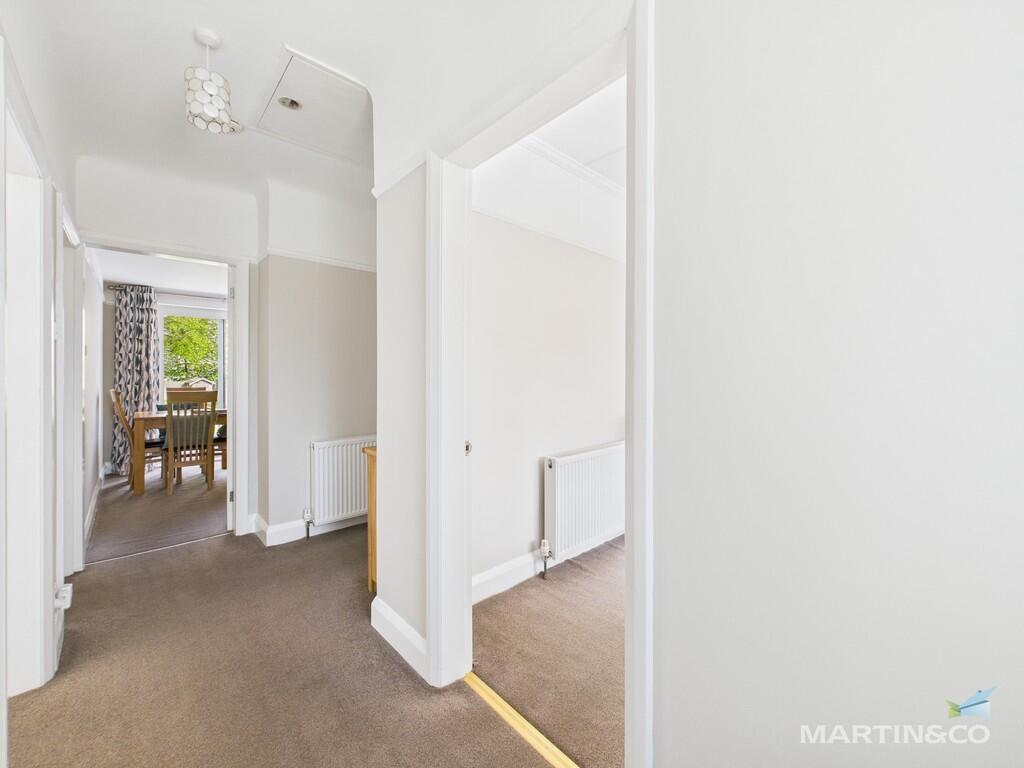 CAM03111G0-PR0305...