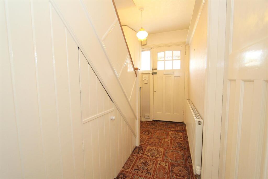 HALL.JPG