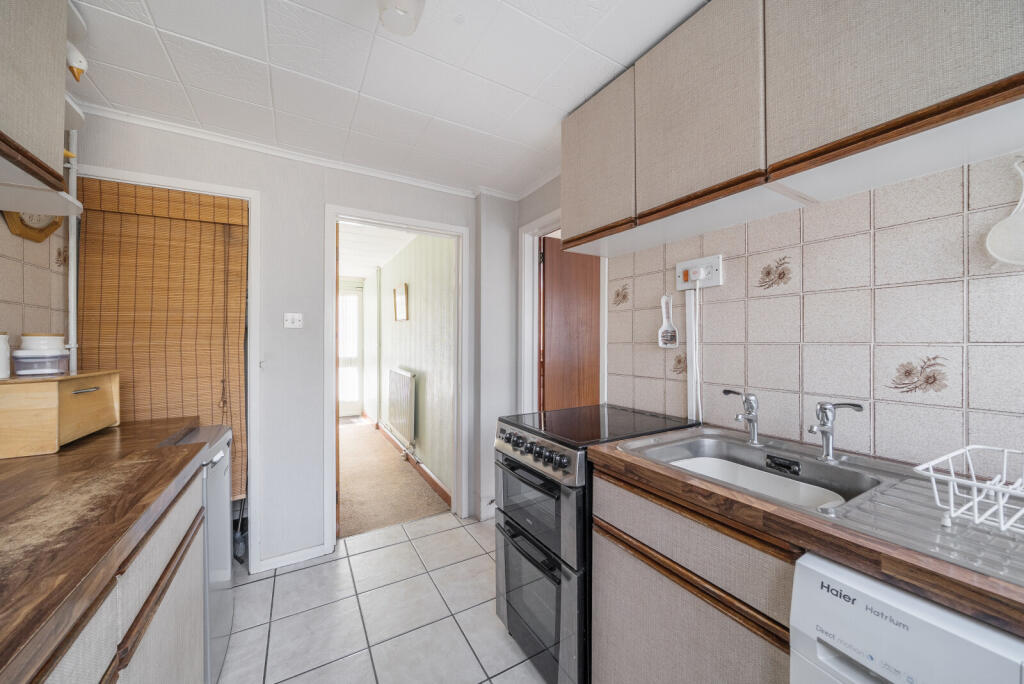 1296209-15-682b53...