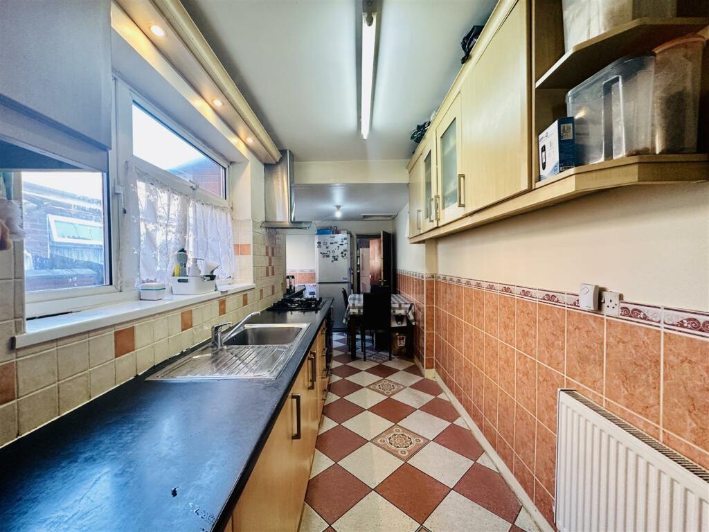 EXTENDED KITCHEN/DINER