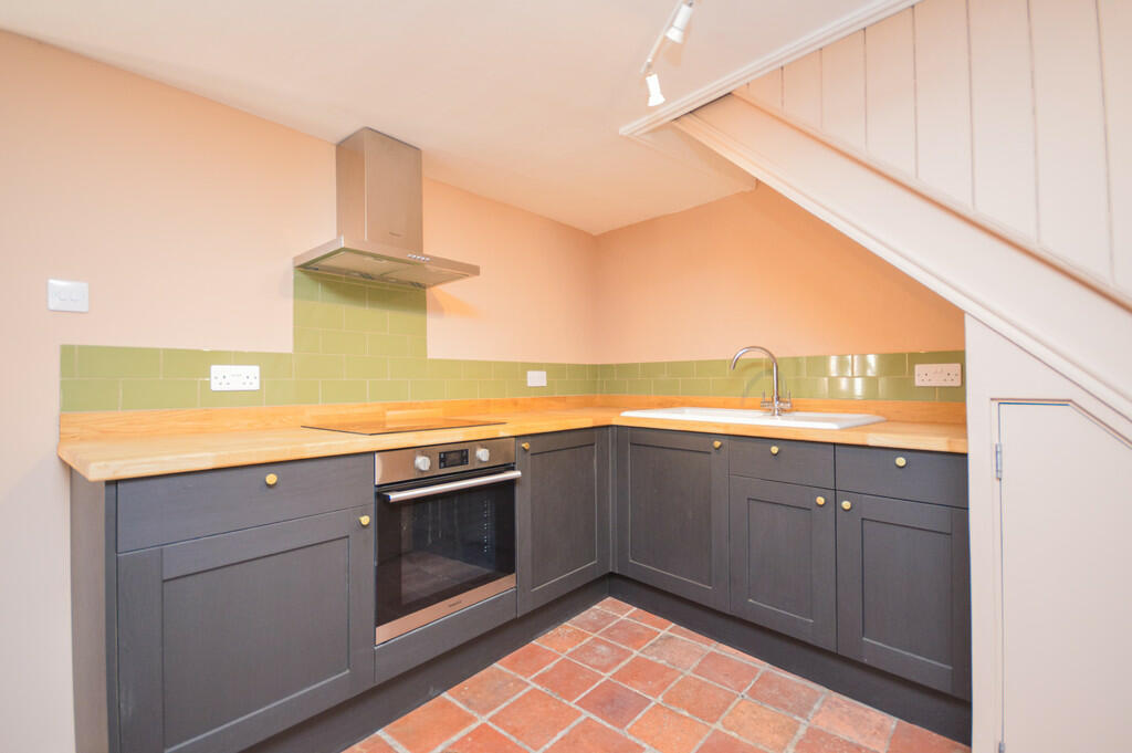 Kitchen 1