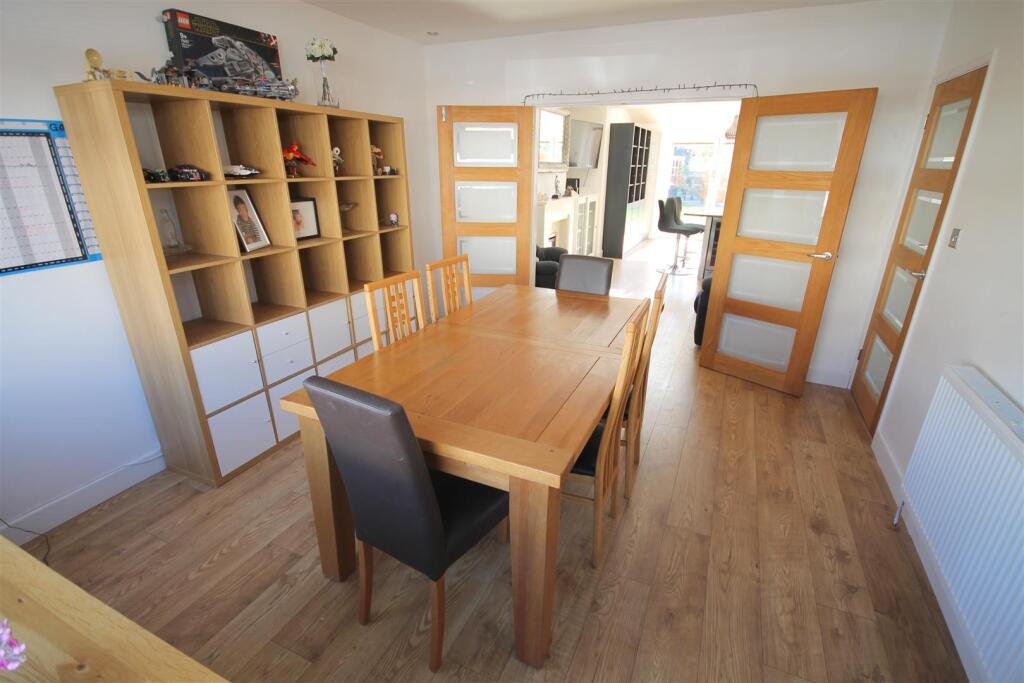 WWR Dining Room ii.JPG