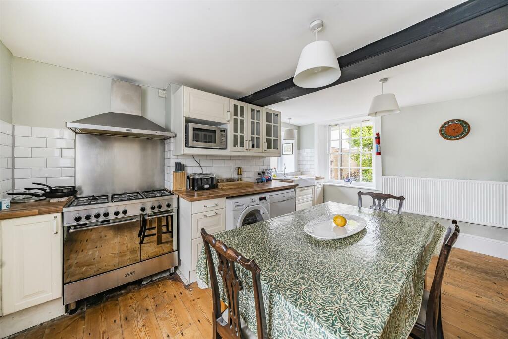 Woods Farmhouse,  Potterspury