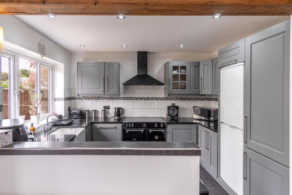 Kestrel Cottage-11.jpg